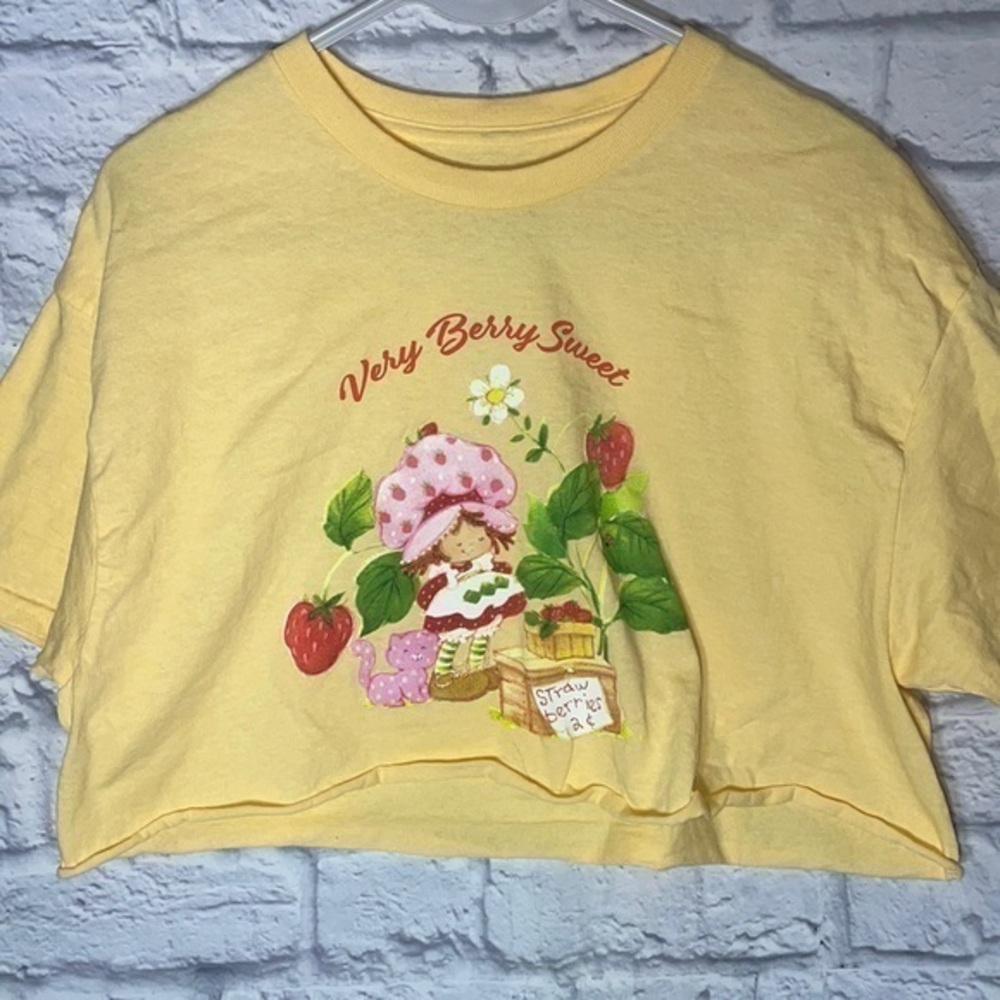 Vintage Strawberry Shortcake Retro Reproduction Crop Top Very Berry Sweet Shirt